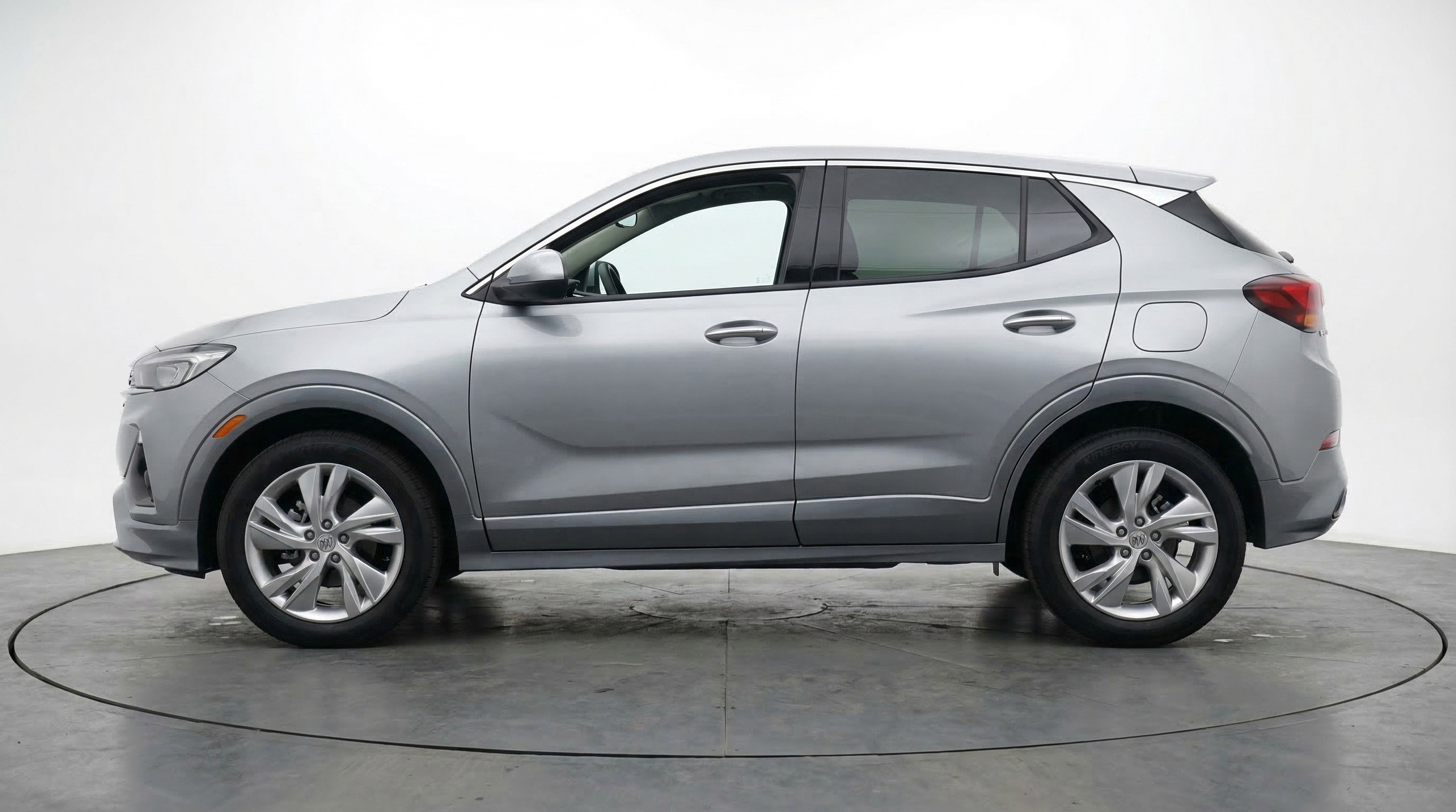 Used 2025 Buick Encore GX Preferred FWD image 5