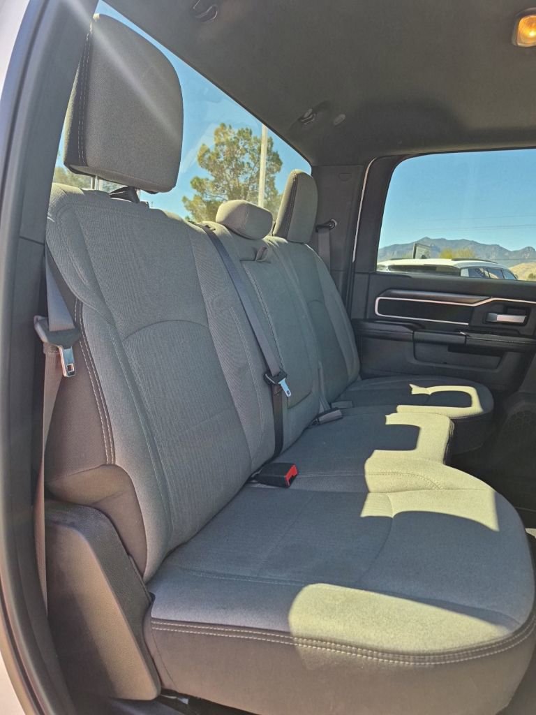 Used 2024 RAM 3500 Big Horn image 30