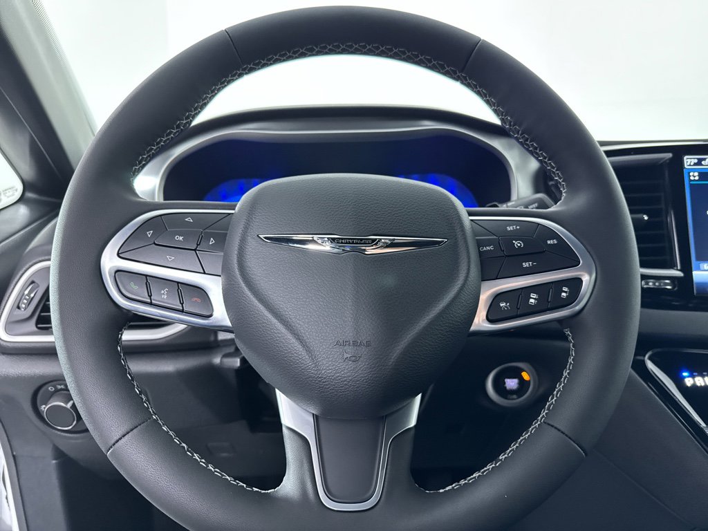 New 2026 Chrysler Voyager LX FWD image 23