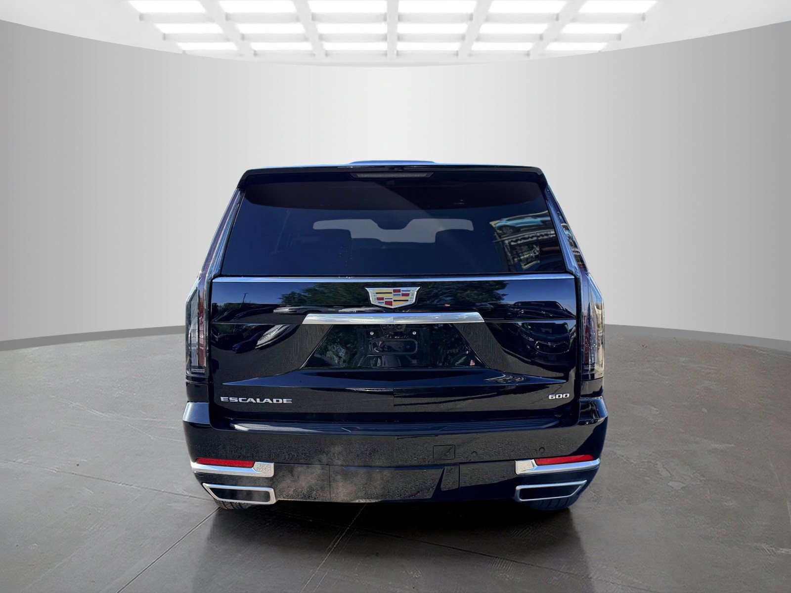 Used 2026 Cadillac Escalade Luxury w/ Touring Package AWD/4WD image 6