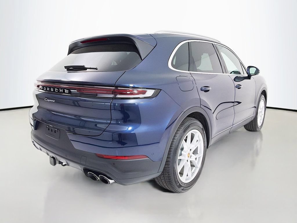 Certified 2025 Porsche Cayenne AWD/4WD image 9