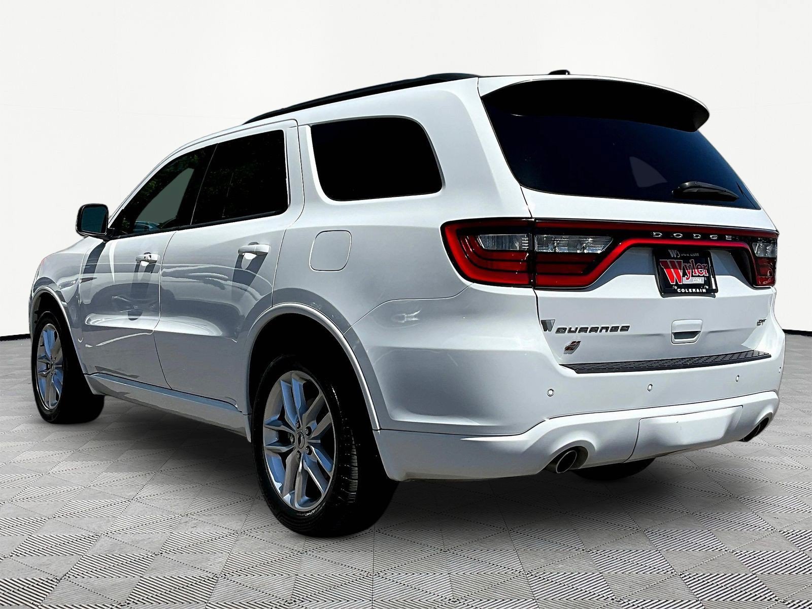 Used 2024 Dodge Durango GT AWD/4WD image 4