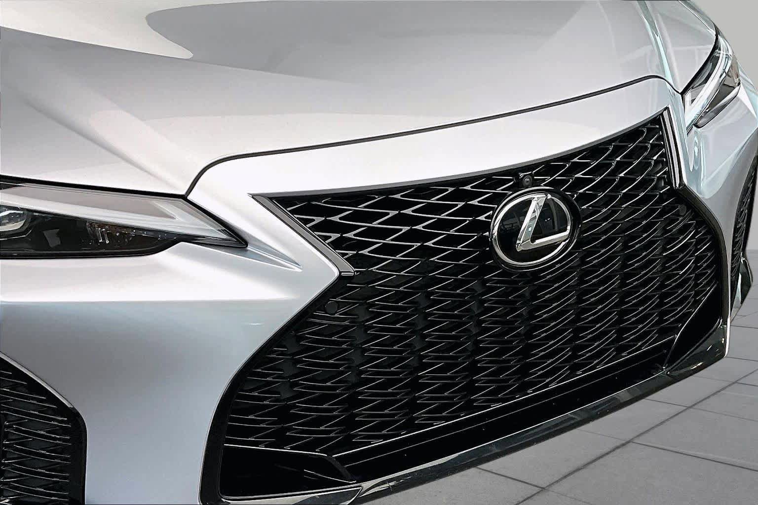 Used 2023 Lexus IS 350 F Sport w/ Navigation Package RWD image 32