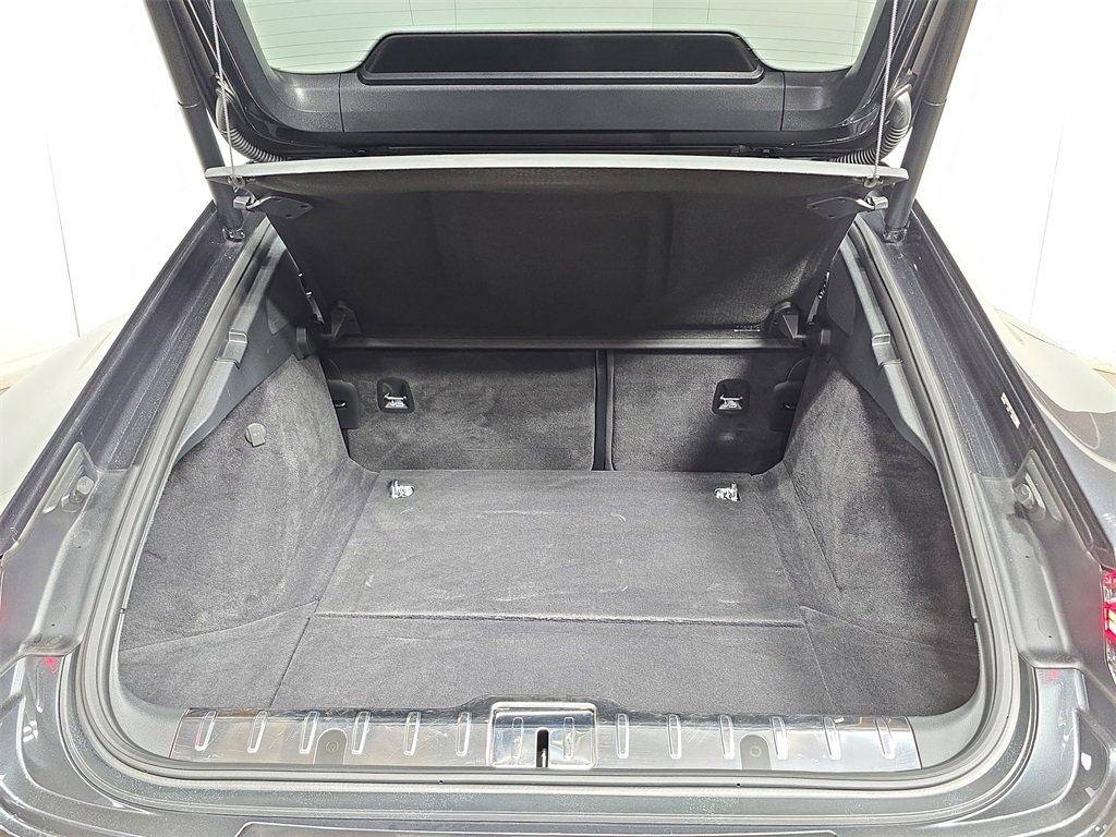 Used 2019 Porsche Panamera 4 image 25