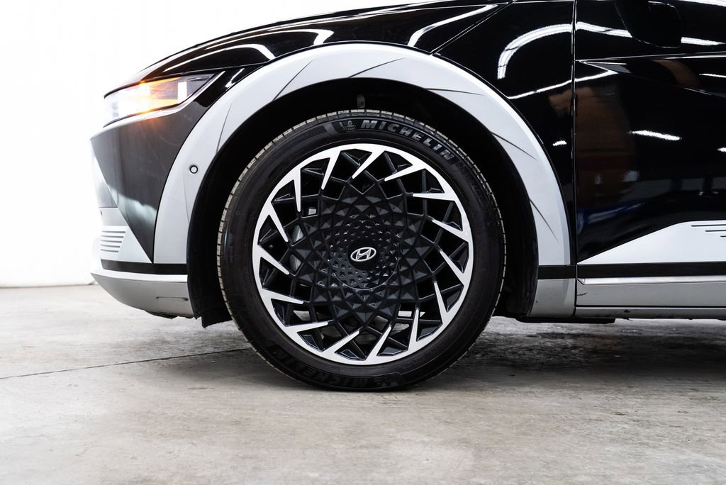 Used 2024 Hyundai Ioniq 5 Limited image 7