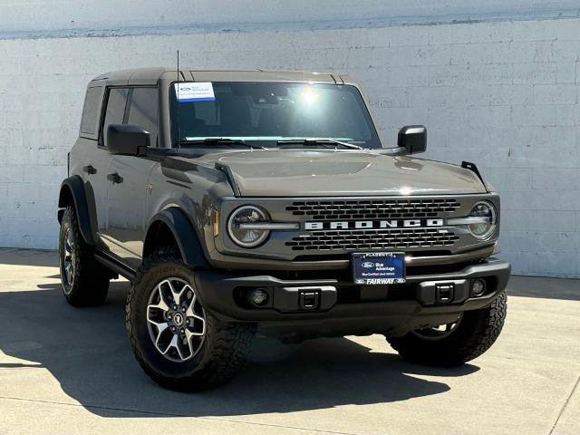 Certified 2025 Ford Bronco Badlands image 3