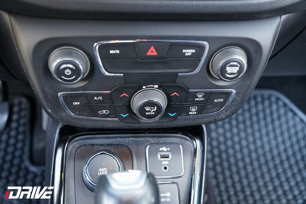 Used 2020 Jeep Compass Latitude image 26