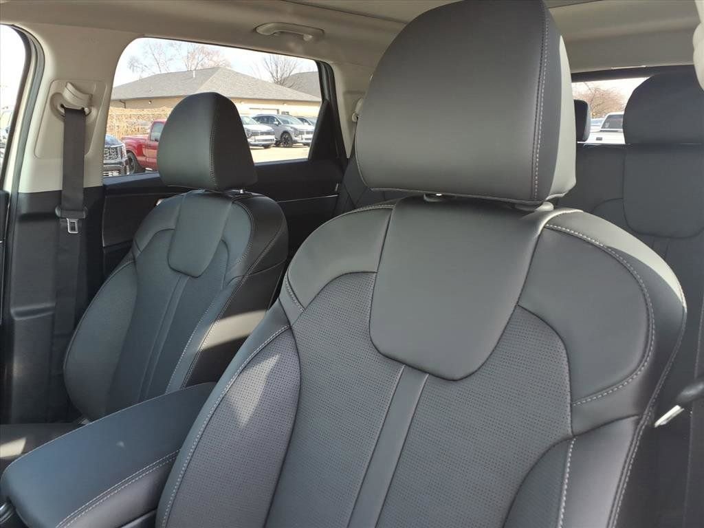 New 2026 Kia Sorento X-Line EX image 13
