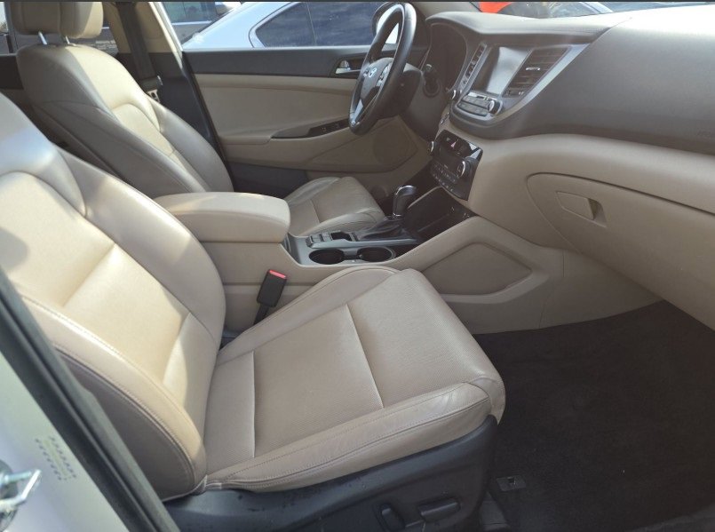 Used 2016 Hyundai Tucson Limited image 11