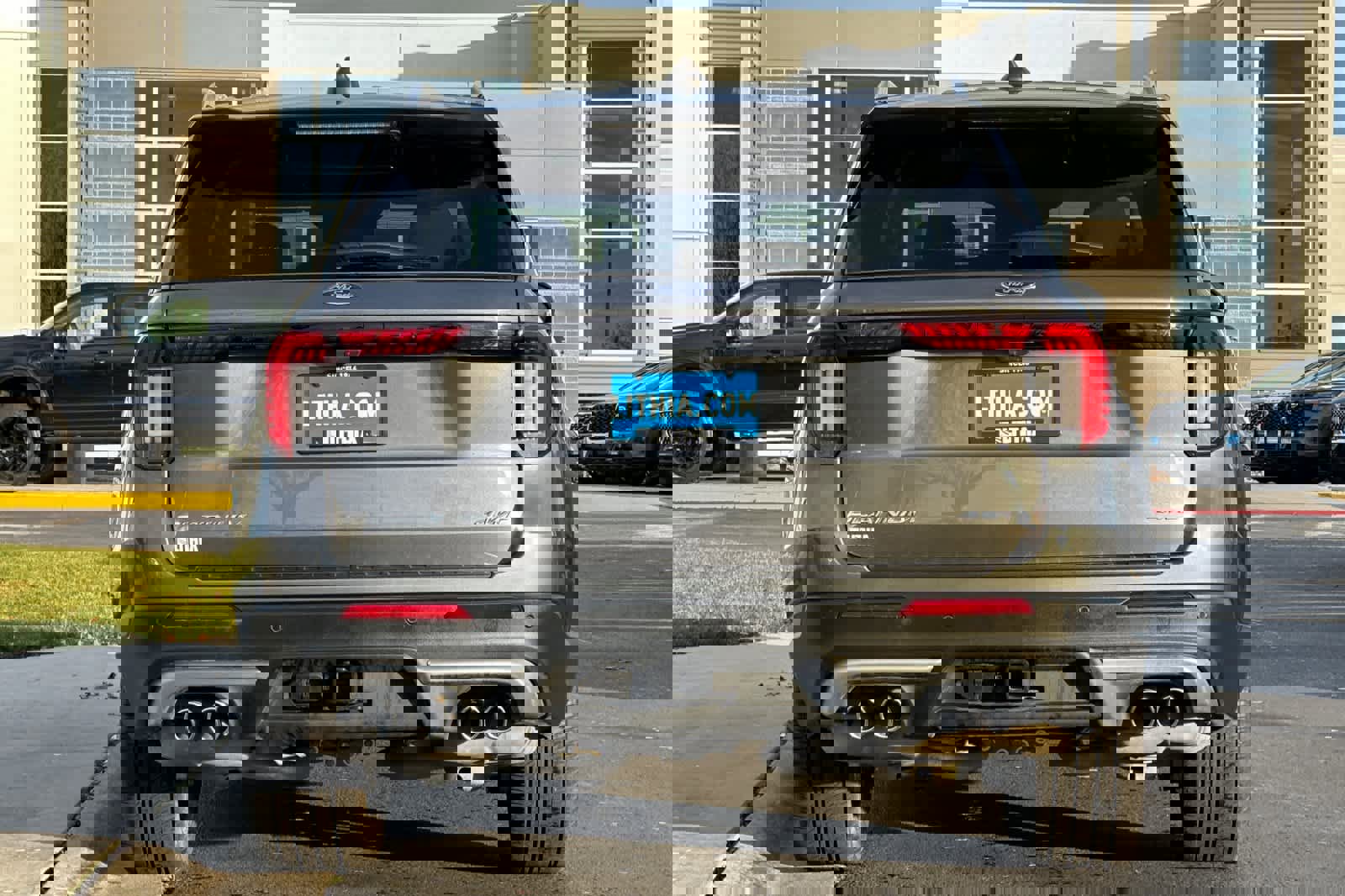 Certified 2025 Ford Explorer Platinum w/ Ultimate Package image 7