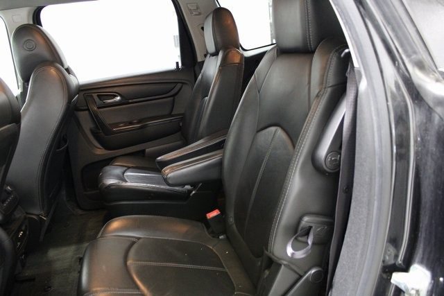 Used 2014 Chevrolet Traverse LT image 17