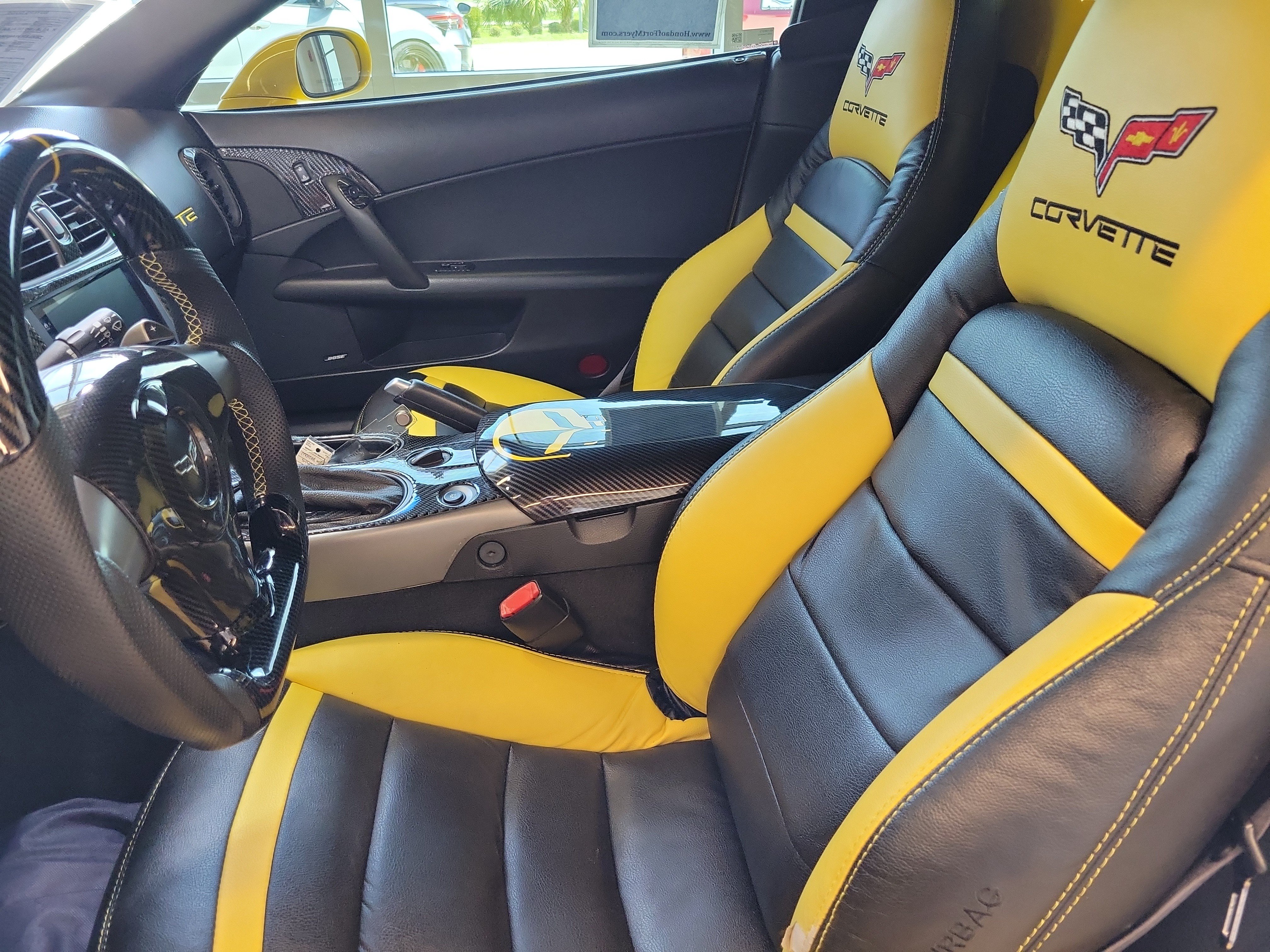 Used 2006 Chevrolet Corvette Convertible w/ Preferred Equipment Group RWD image 16