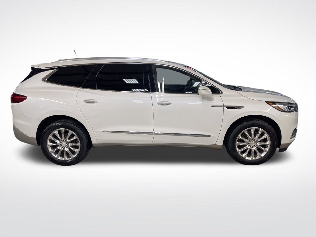 Used 2021 Buick Enclave Essence w/ Sound and Sites Package AWD/4WD image 7