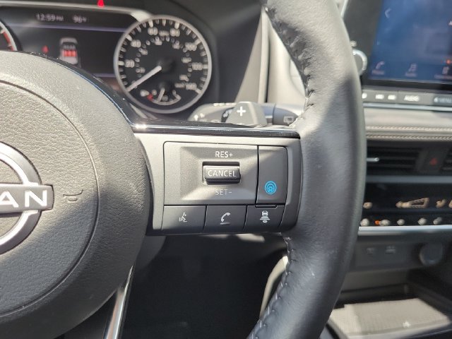 Used 2023 Nissan Rogue SV w/ SV Premium B Package FWD image 23
