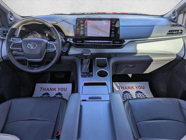Used 2021 Toyota Sienna XSE image 18