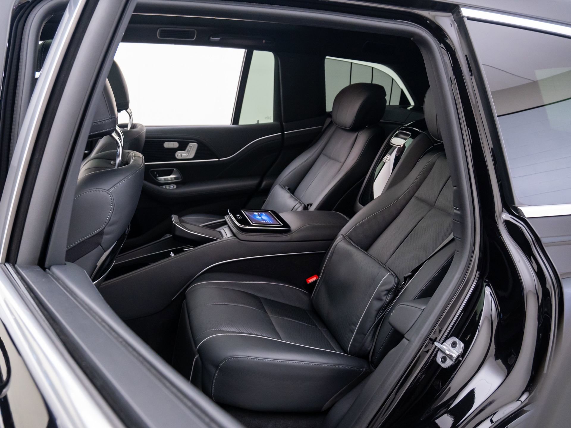 Certified 2021 Mercedes-Benz Maybach GLS 600 4MATIC image 16