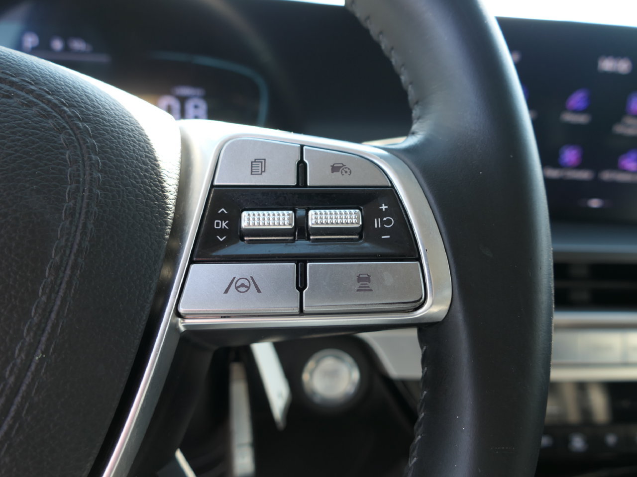 Certified 2024 Kia Telluride S w/ S Sunroof Package FWD image 15