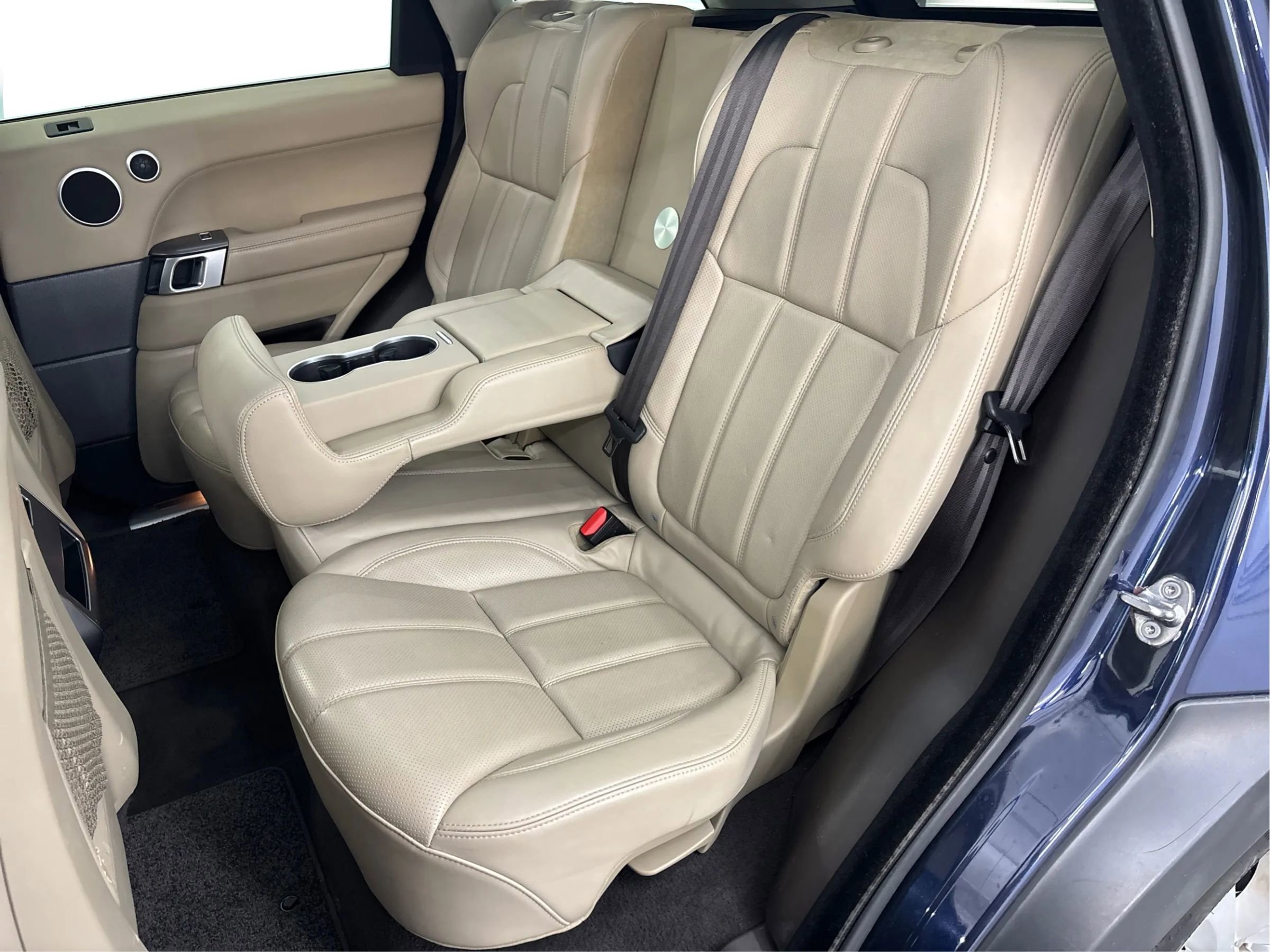 Used 2017 Land Rover Range Rover Sport HSE AWD/4WD image 14