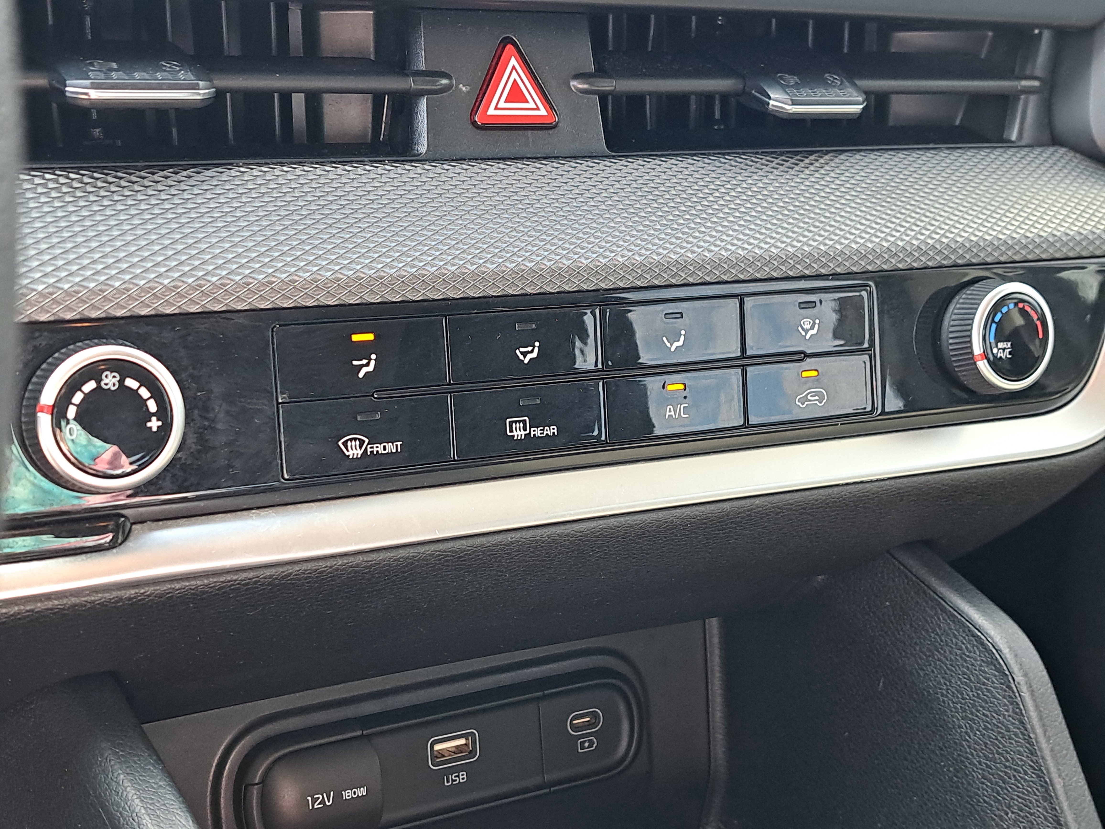 Used 2023 Kia Sportage LX image 26