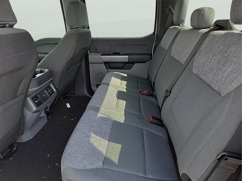 New 2025 Ford F250 XLT w/ 360-Degree Camera Package image 10