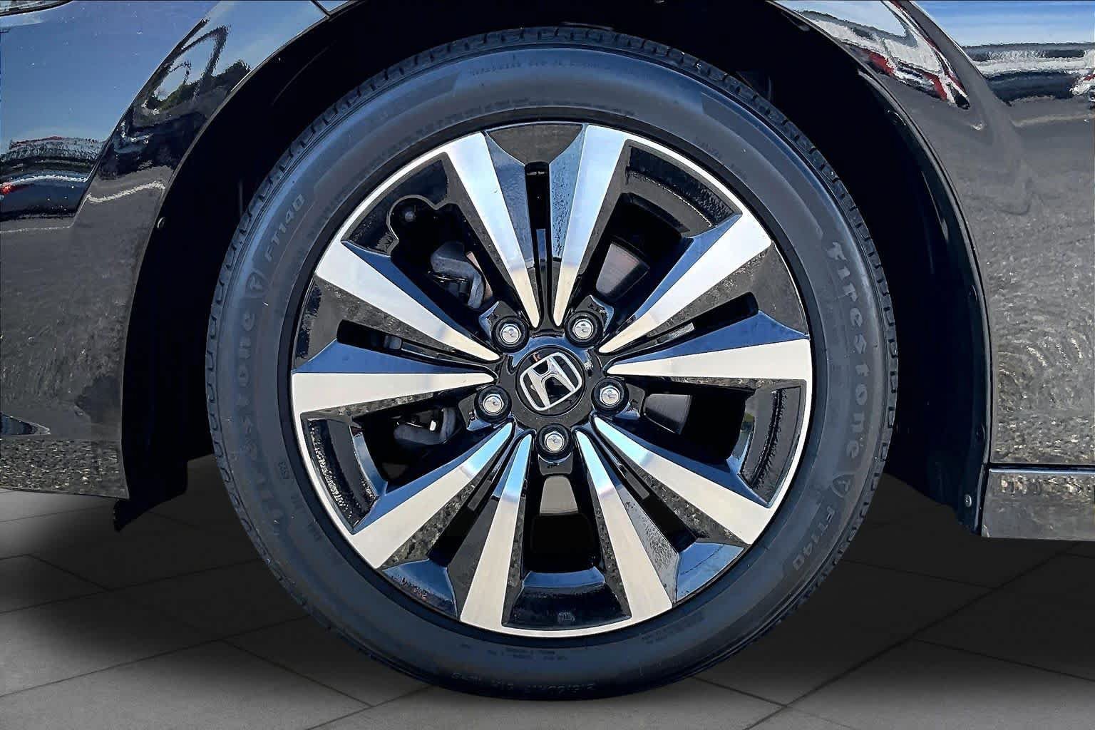 Used 2024 Honda Civic EX image 10
