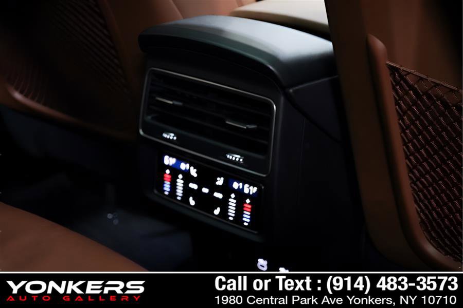 Used 2021 Audi Q7 3.0T Prestige w/ Prestige Package image 26