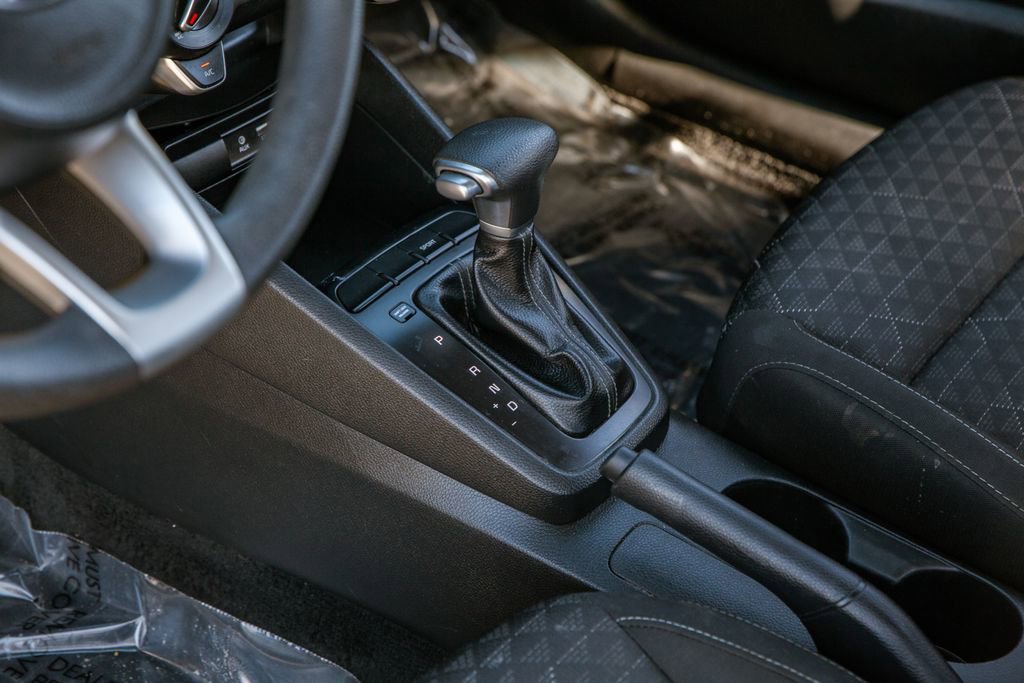 Used 2018 Kia Rio LX image 14