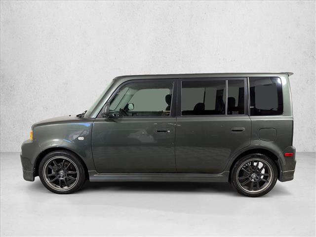Used 2005 Scion xB FWD image 6