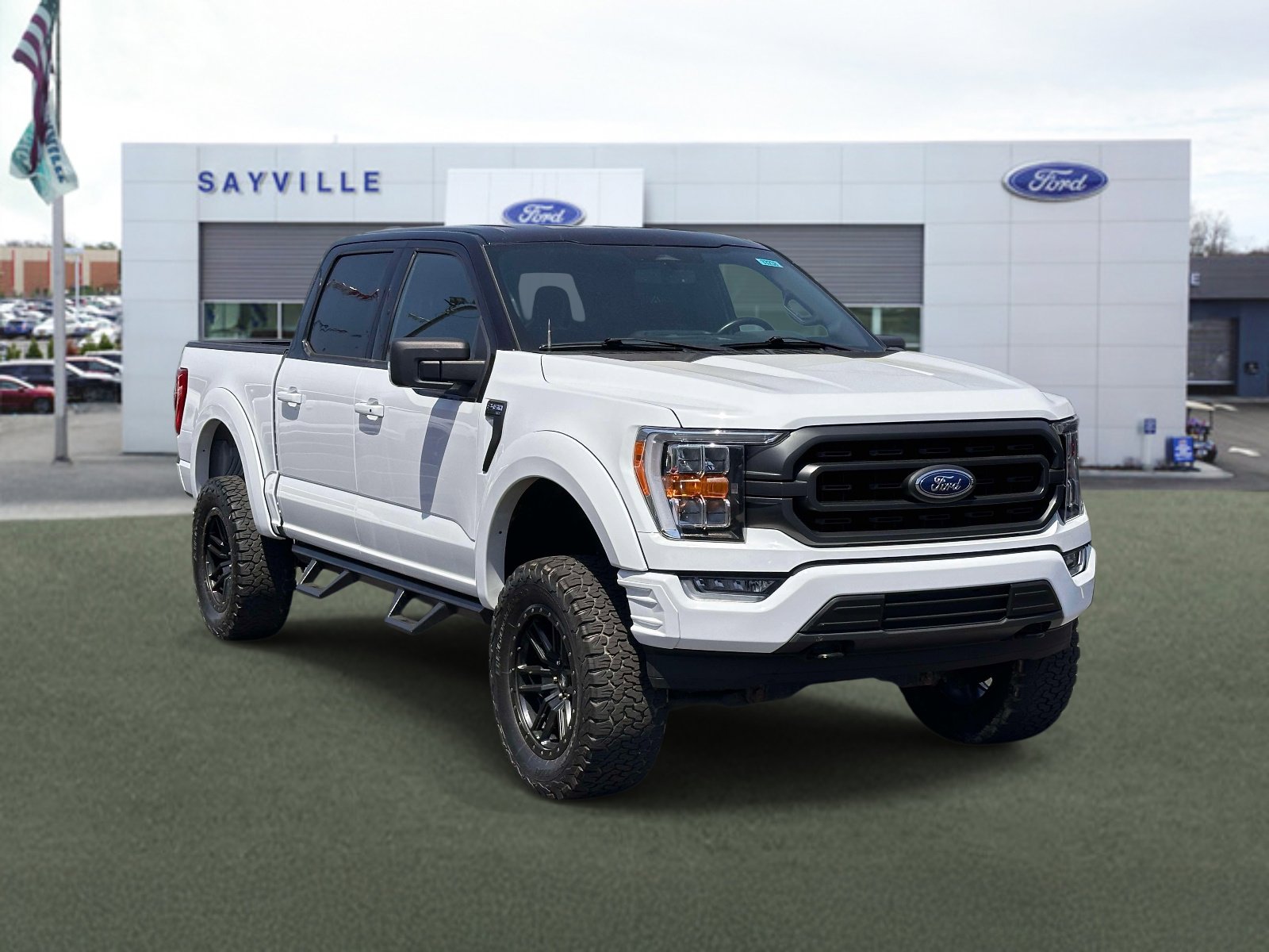 Used 2022 Ford F150 XLT w/ Equipment Group 302A High AWD/4WD image 6