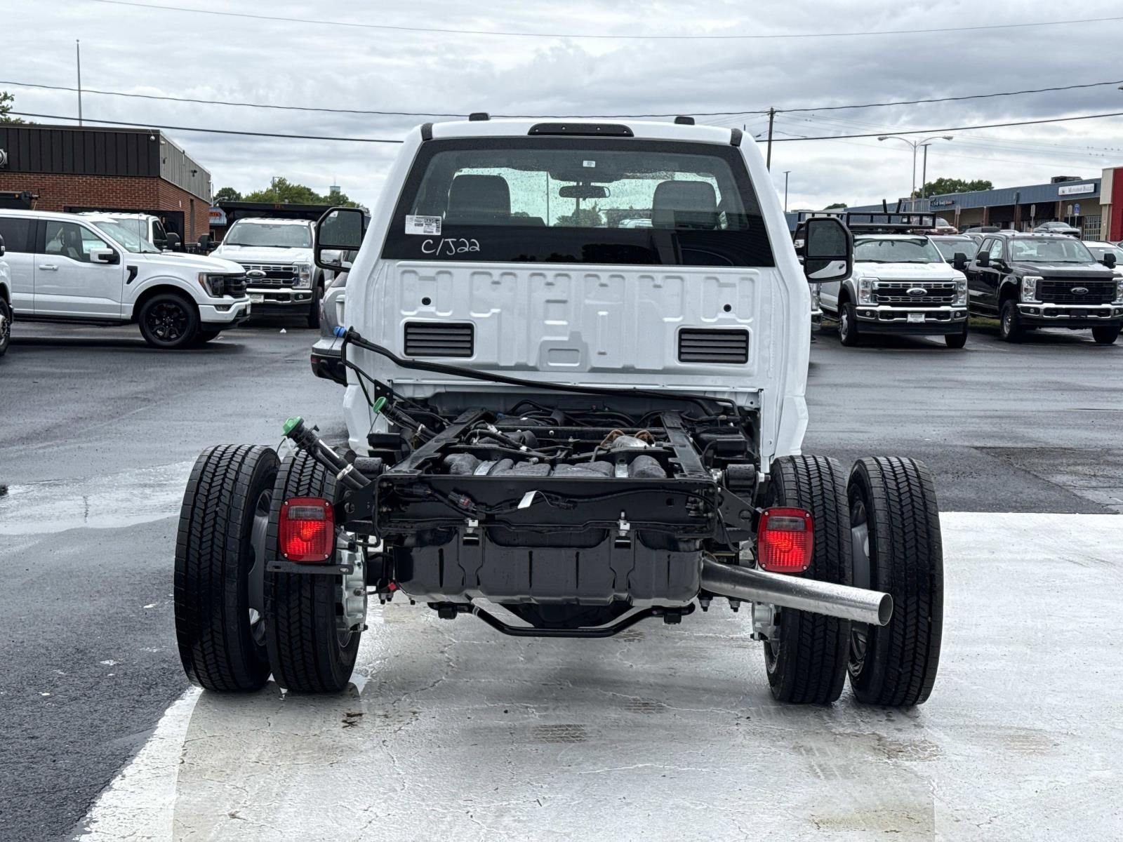 New 2026 Ford F550 4x4 Regular Cab Super Duty image 4