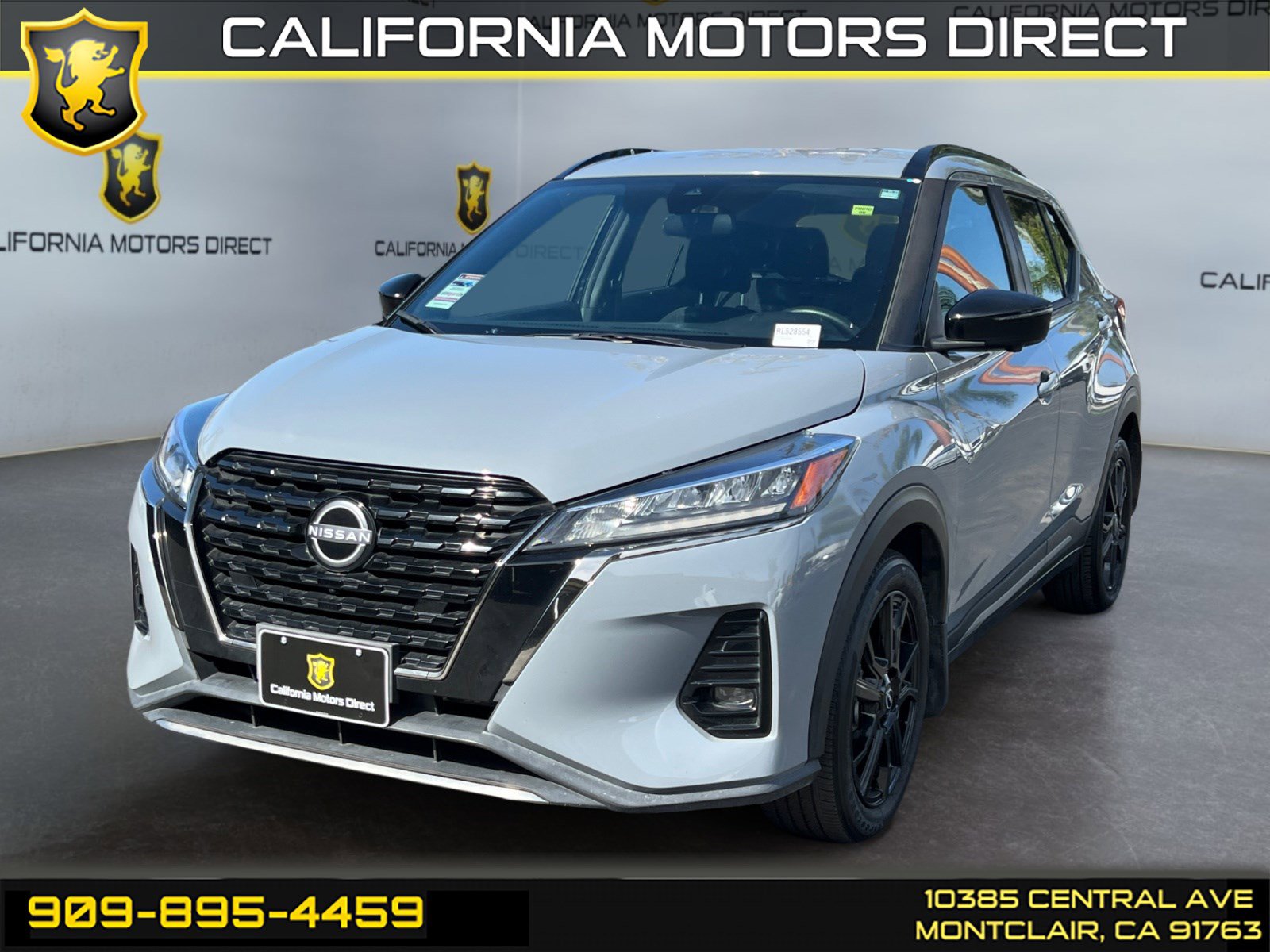 Used 2024 Nissan Kicks SR FWD image 1