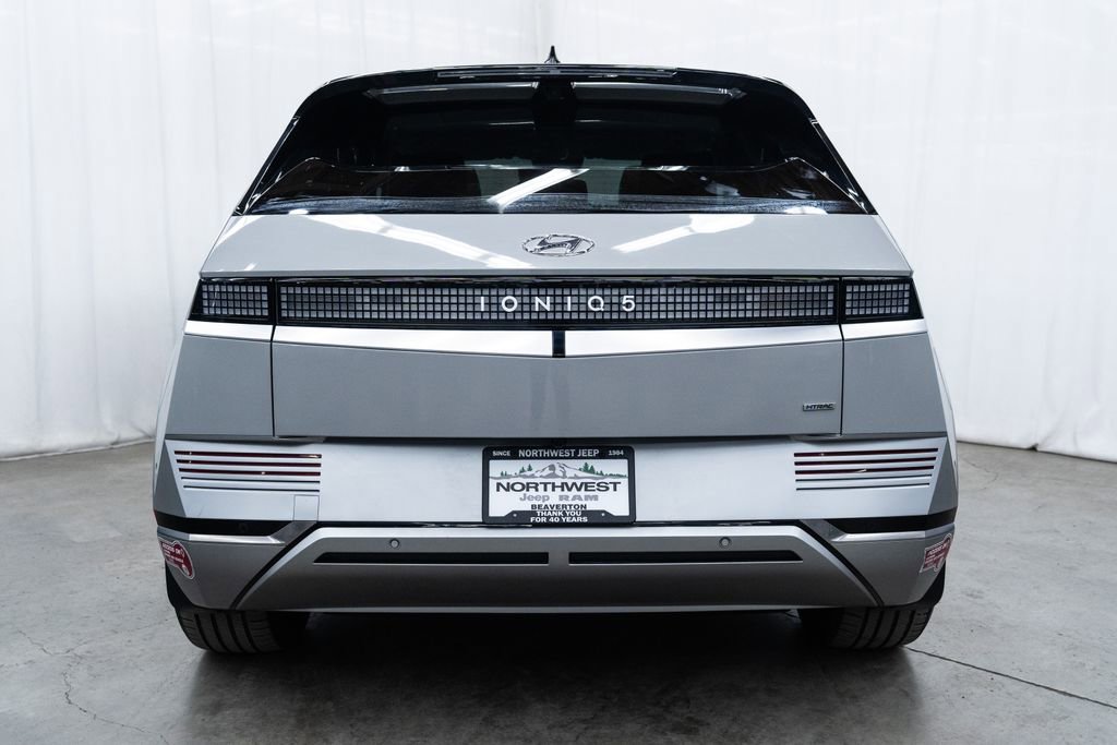 Used 2024 Hyundai Ioniq 5 Limited image 5