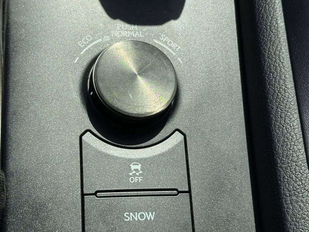 Used 2016 Lexus IS 300 AWD w/ Navigation System Package image 27