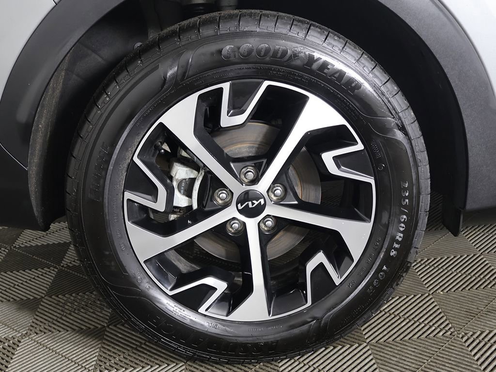 Used 2024 Kia Sportage EX AWD/4WD image 21