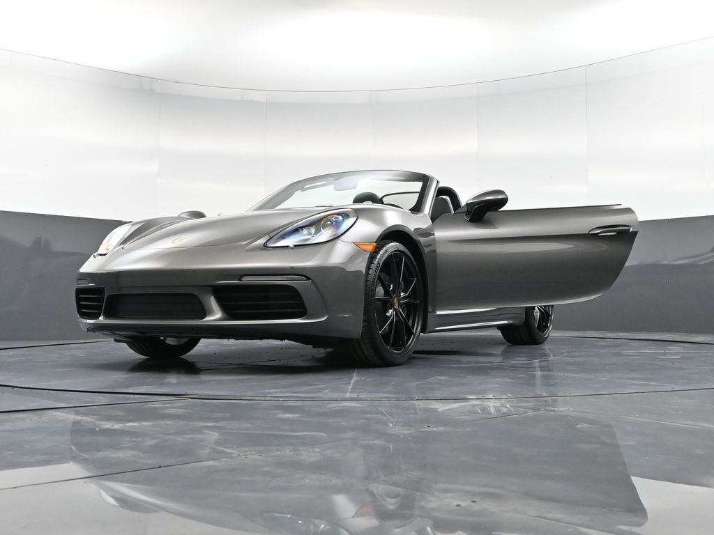 New 2025 Porsche 718 Boxster RWD image 38
