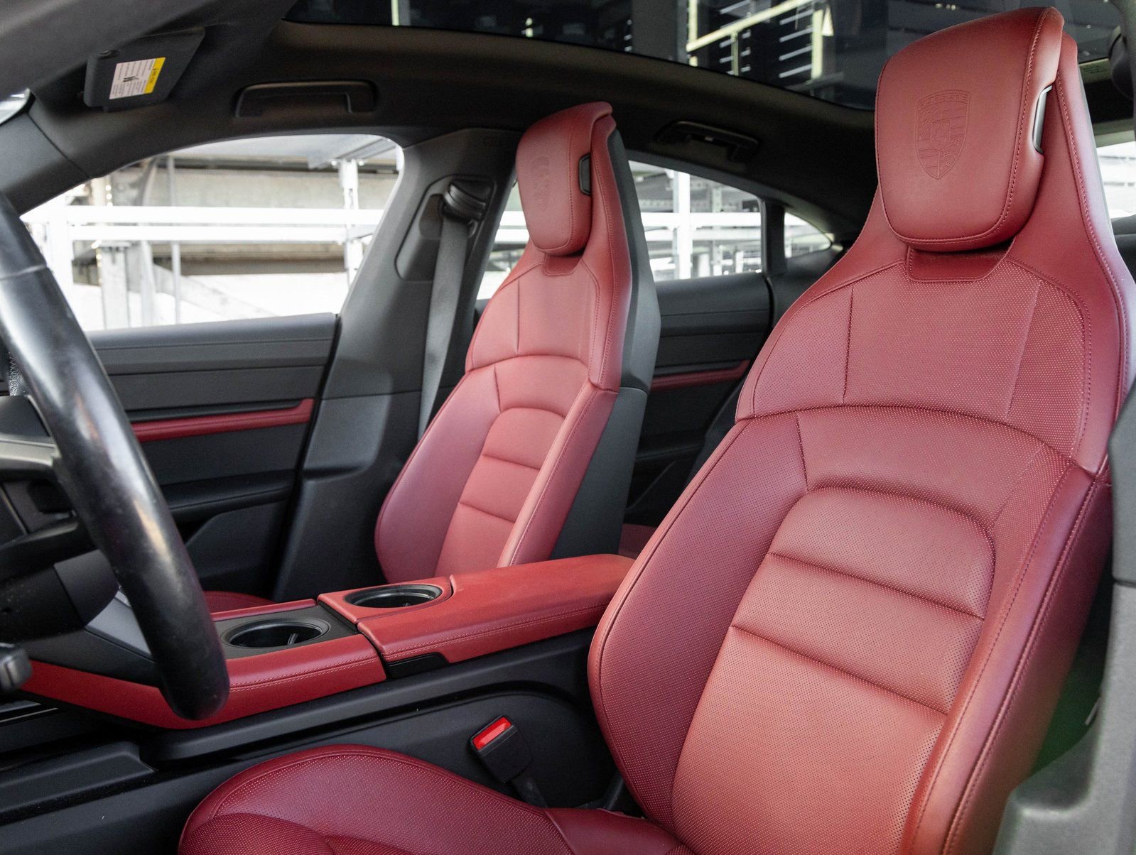 Certified 2024 Porsche Taycan 4S image 5