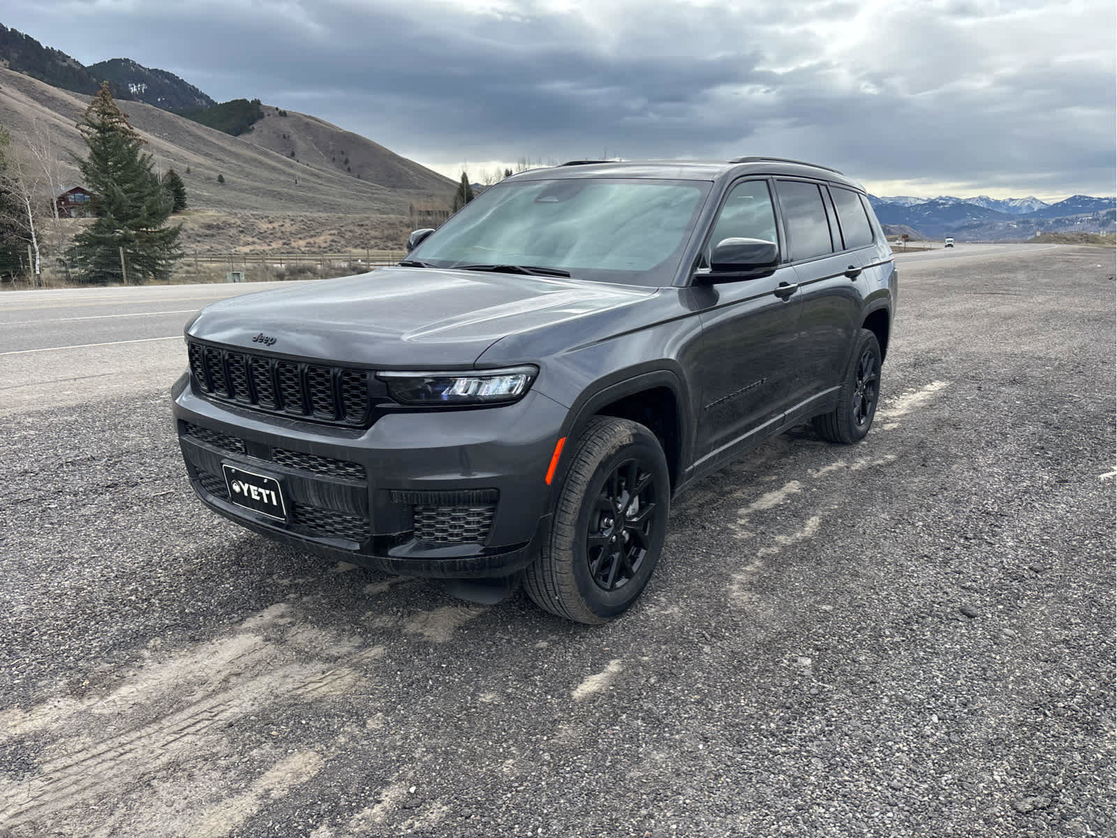 New 2025 Jeep Grand Cherokee L Altitude image 27