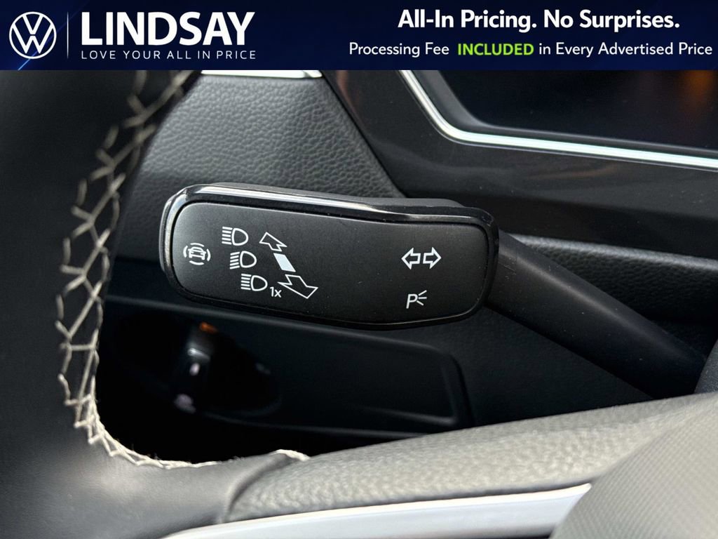 Used 2023 Volkswagen Tiguan SE AWD/4WD image 23