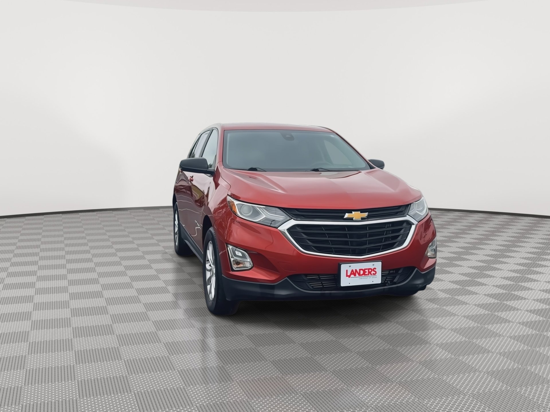 Used 2020 Chevrolet Equinox LS w/ LS Convenience Package image 3