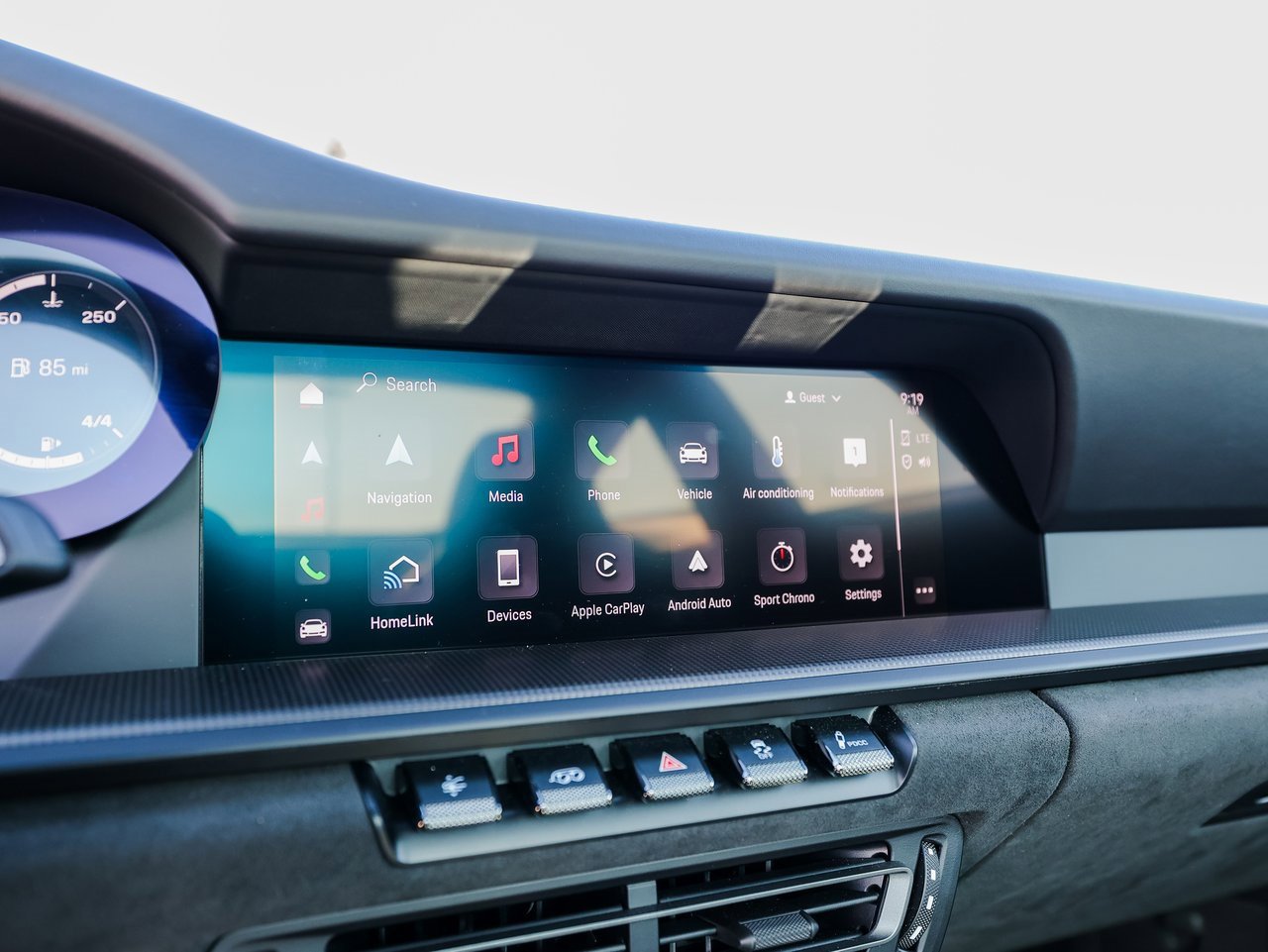 Certified 2024 Porsche 911 Carrera GTS image 18