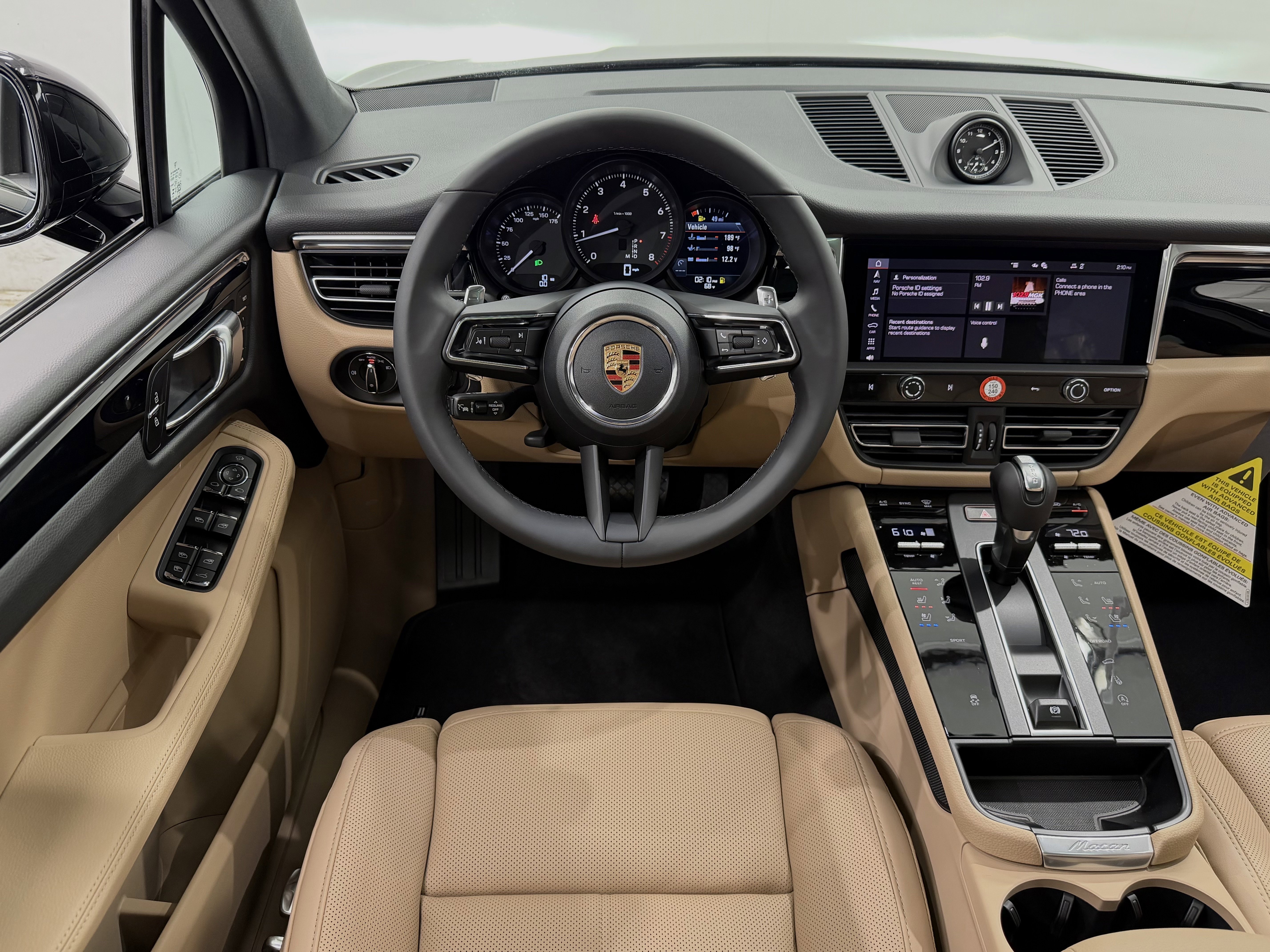 New 2026 Porsche Macan image 25