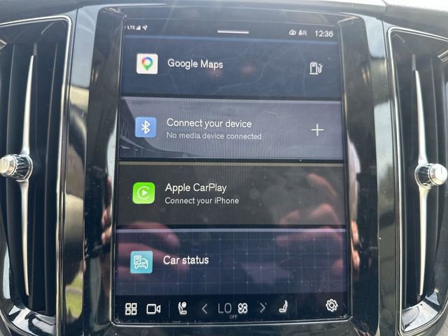 Used 2024 Volvo XC60 B5 Plus w/ Protection Package Premier image 23