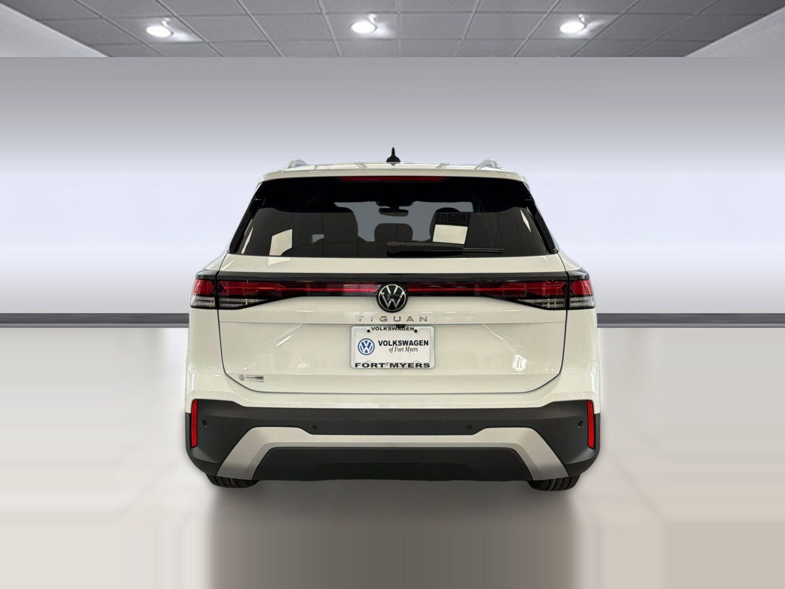 New 2026 Volkswagen Tiguan S FWD image 10
