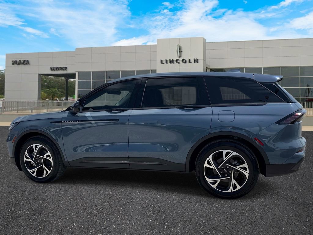 New 2026 Lincoln Nautilus Premier w/ Jet Appearance Package image 5