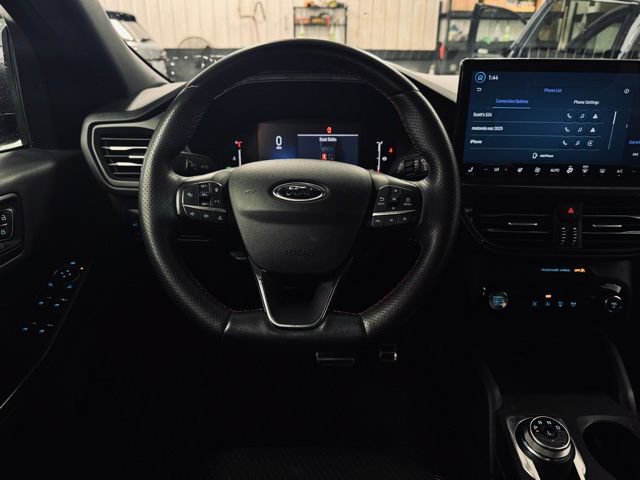 Used 2024 Ford Escape ST-Line w/ Tech Pack #1 AWD/4WD image 24