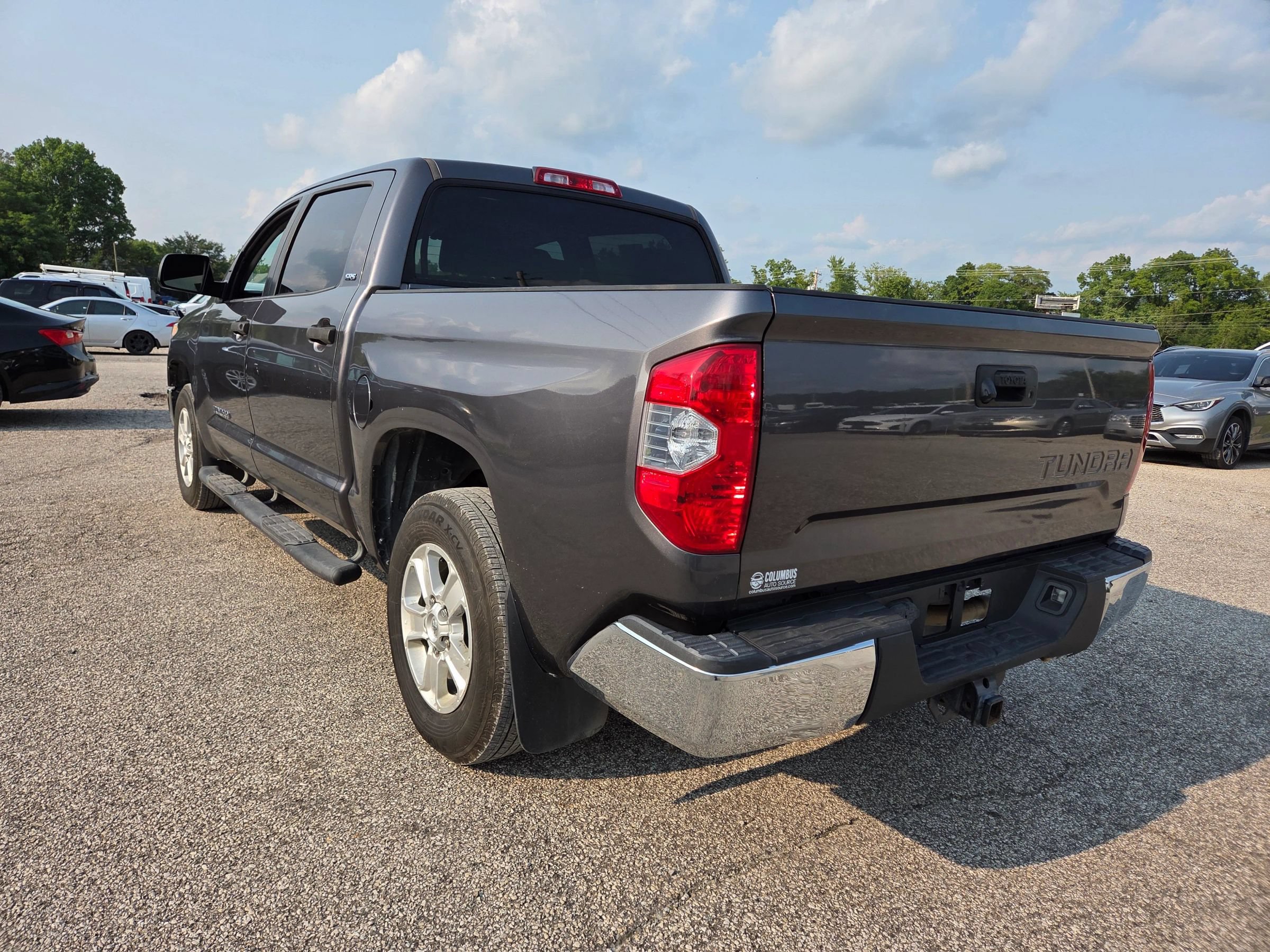 Used 2017 Toyota Tundra SR5 w/ SR5 Upgrade Package RWD image 6