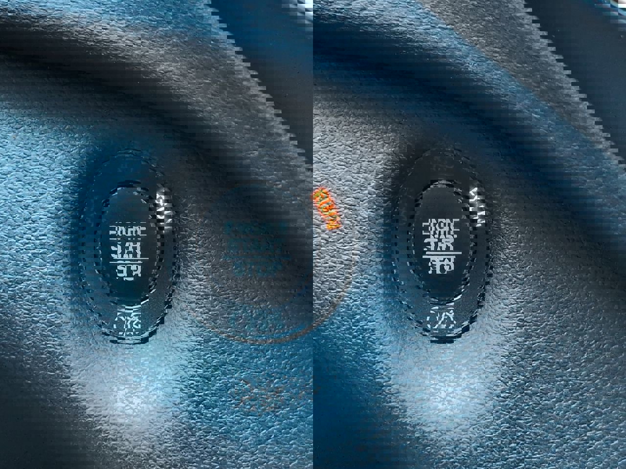 Used 2021 Jeep Cherokee Latitude Lux w/ Sun & Sound Group image 27