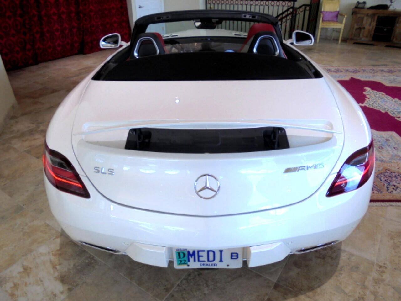 Used 2012 Mercedes-Benz SLS AMG Roadster image 7