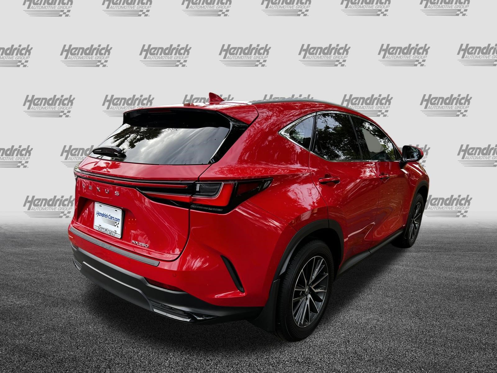Used 2025 Lexus NX 250 FWD w/ Accessory Package (2T) image 9