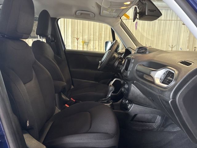Used 2019 Jeep Renegade Sport w/ Sport Appearance Group AWD/4WD image 13